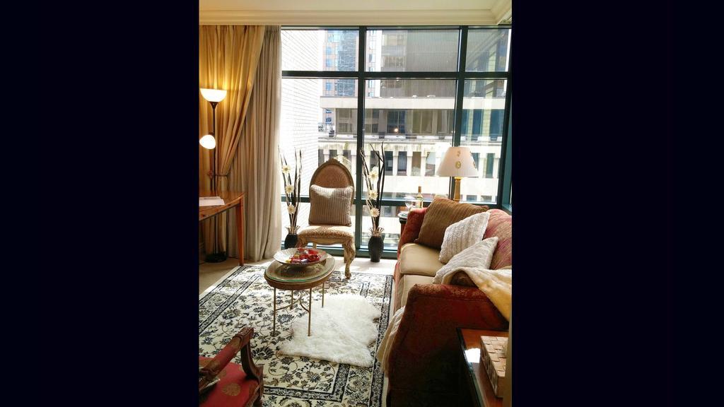 Boutique Suites - וונקובר מראה חיצוני תמונה