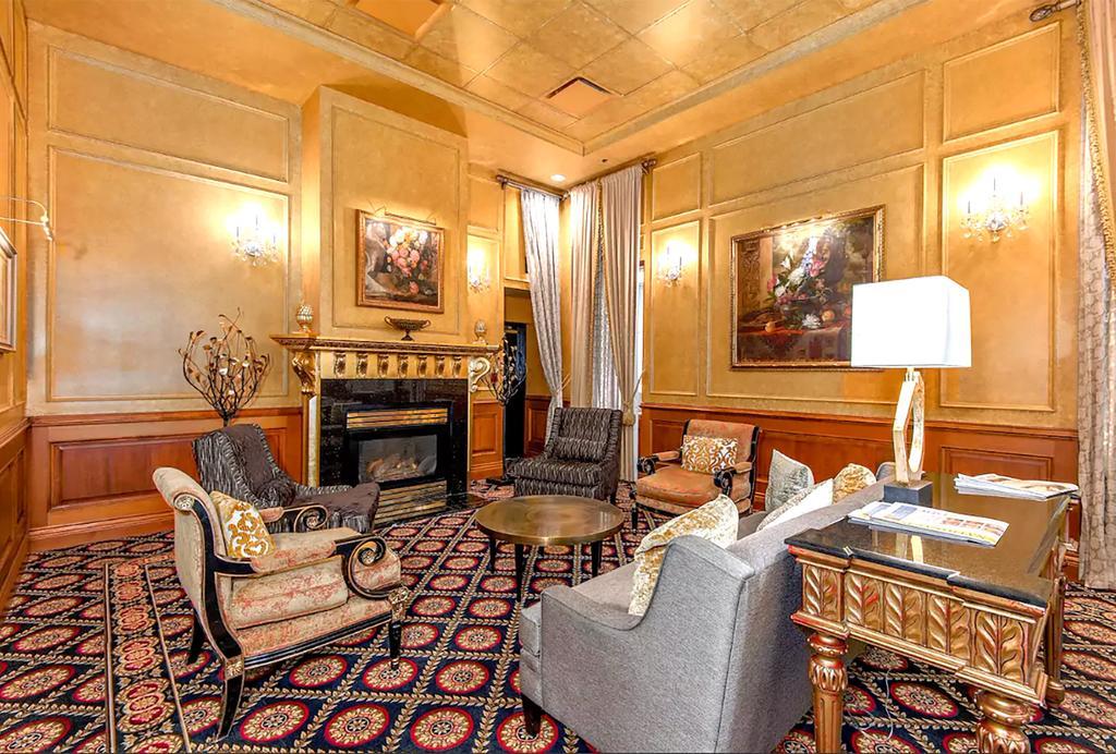 Boutique Suites - וונקובר מראה חיצוני תמונה