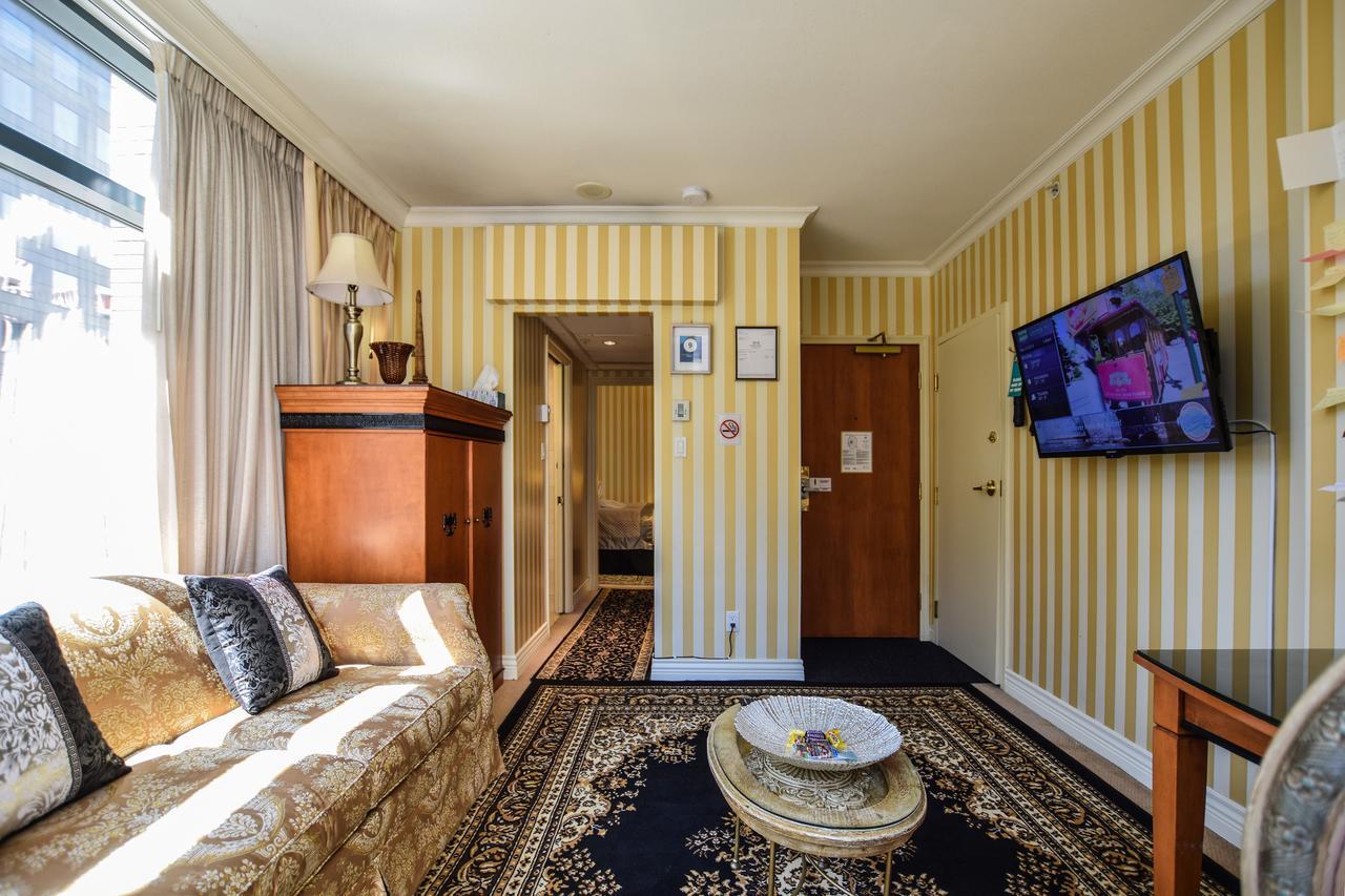 Boutique Suites - וונקובר מראה חיצוני תמונה